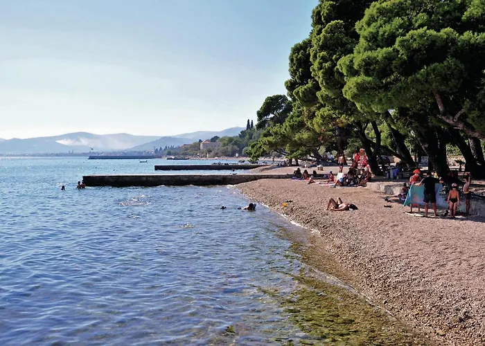 Σπίτι διακοπών Kastel Kambelovac 11 *