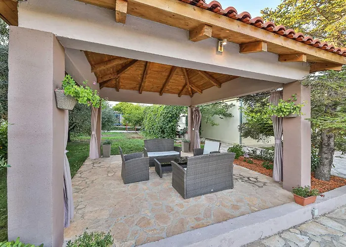 Σπίτι διακοπών Kastel Kambelovac 11